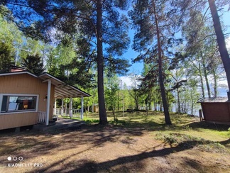 Talkoot Uimaharjun mökillä
